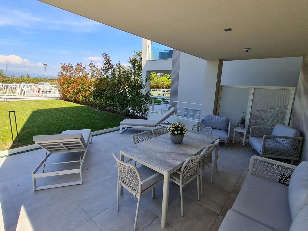 Sole Di Diana Luxury Apartments Peschiera del Garda Exterior foto